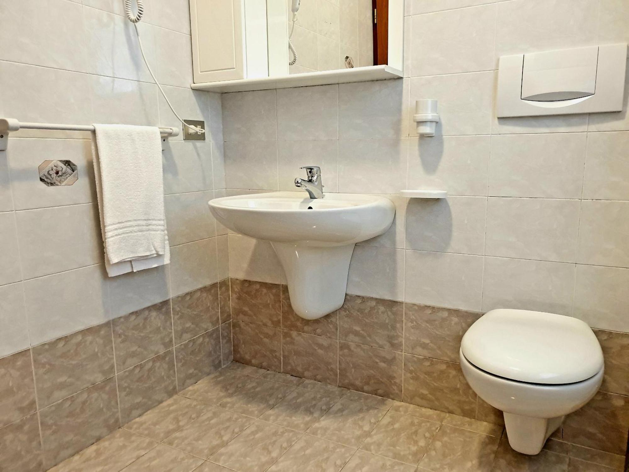 Villa Paradiso Parolari Tenno Room photo